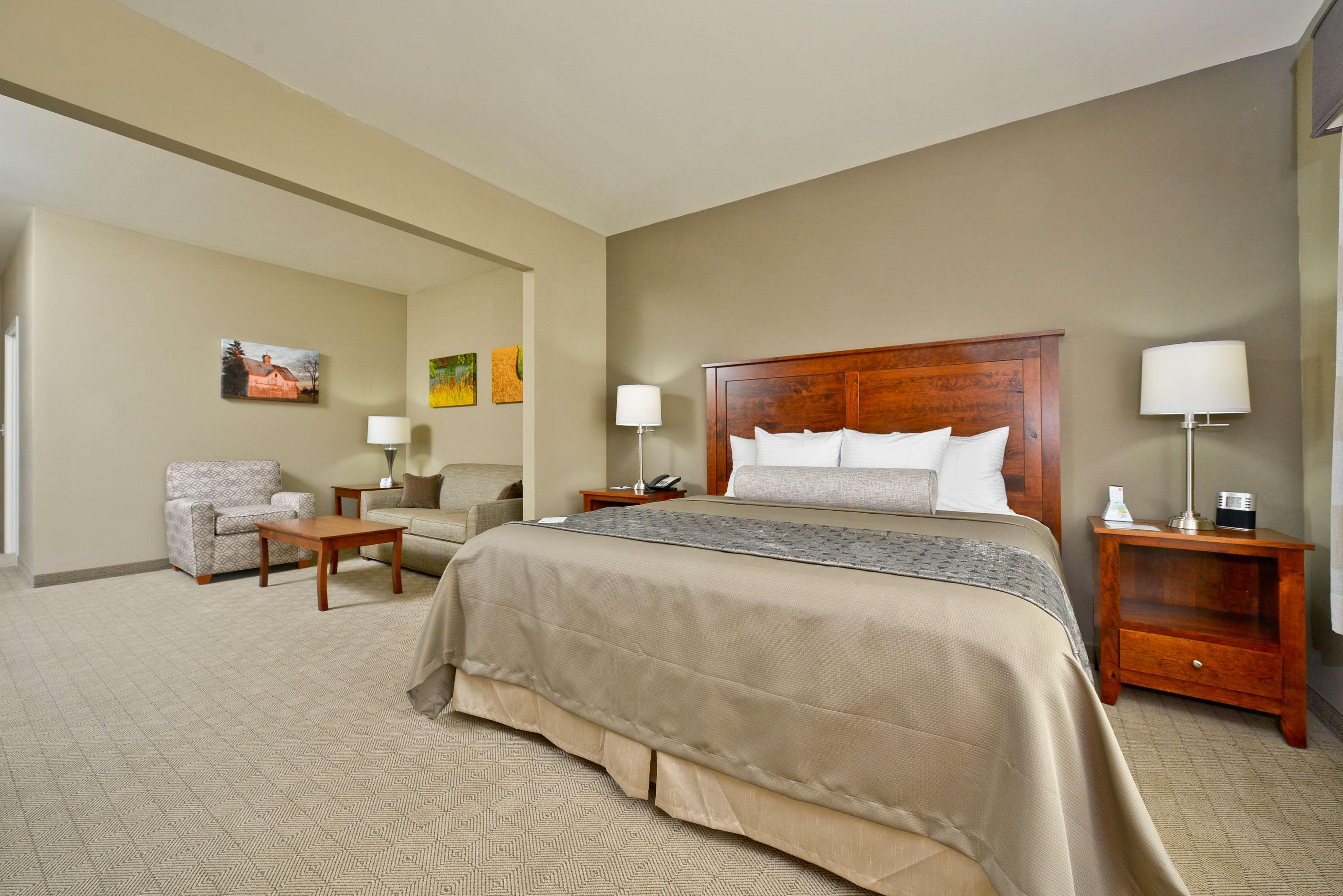 Best Western Plus Green Mill Village Hotel & Suites Arcola Zewnętrze zdjęcie