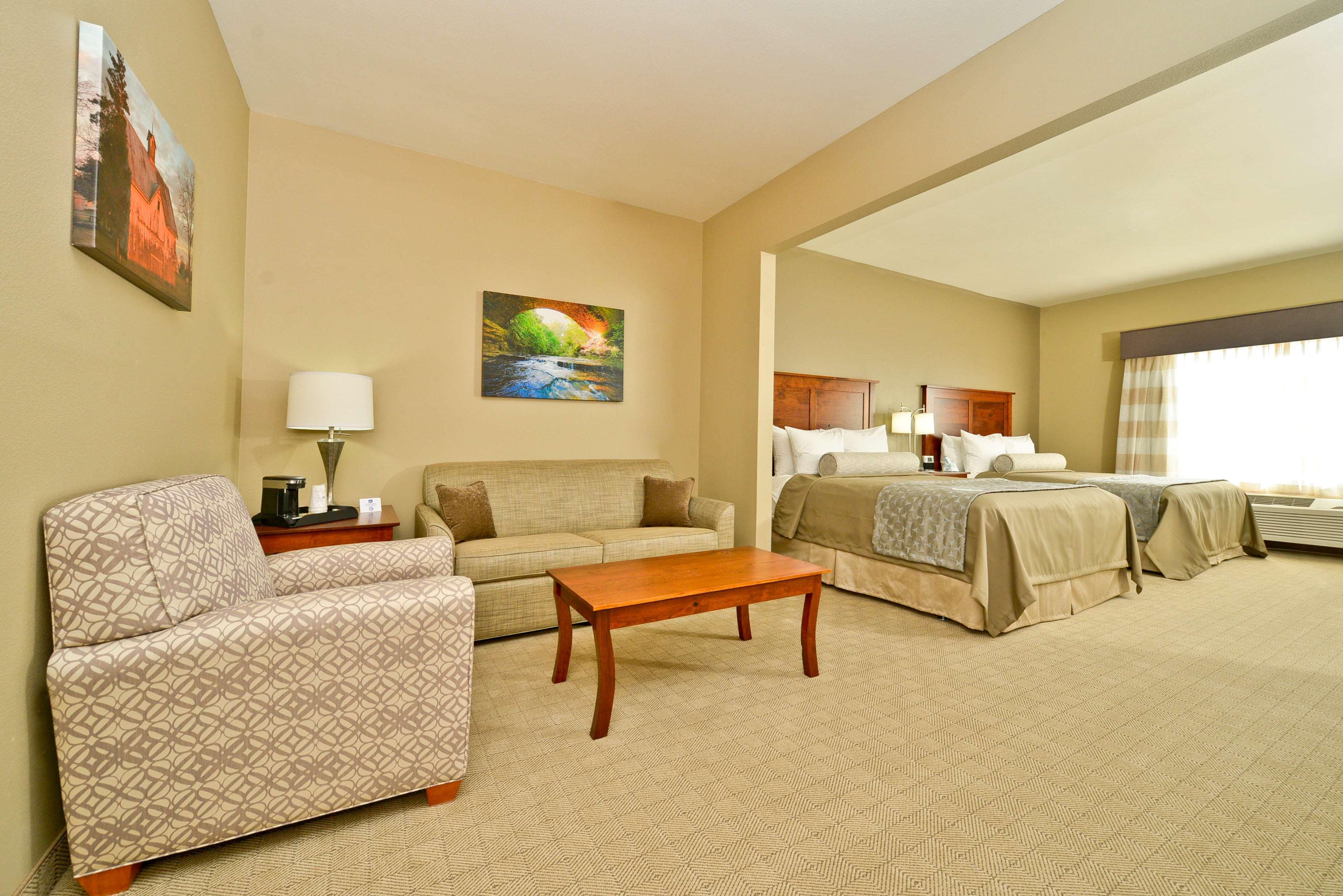 Best Western Plus Green Mill Village Hotel & Suites Arcola Zewnętrze zdjęcie