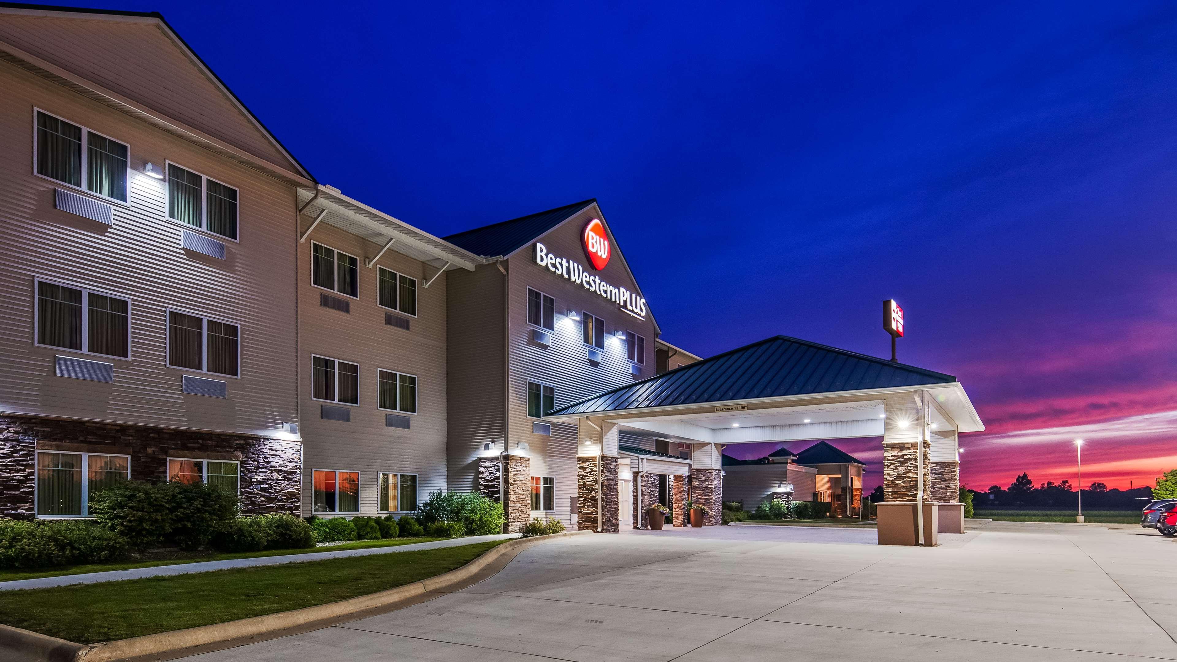 Best Western Plus Green Mill Village Hotel & Suites Arcola Zewnętrze zdjęcie
